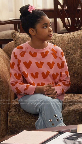 Millicent’s pink heart sweatshirt on iCarly