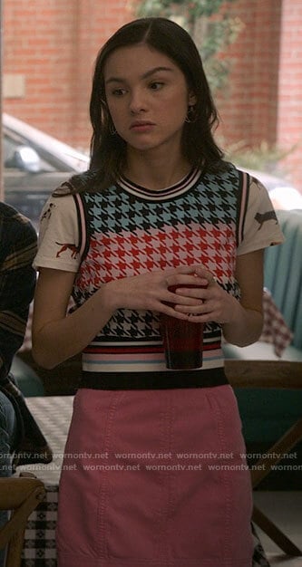 Nini’s dog tee, houndstooth vest and pink skirt on High School Musical The Musical The Series