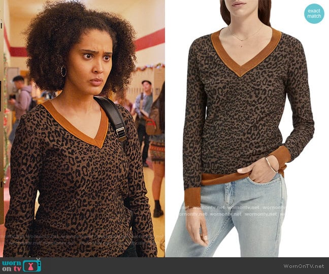 Leopard Pattern V-Neck Sweater by Scotch & Soda worn by Fabiola Torres (Lee Rodriguez) on Never Have I Ever