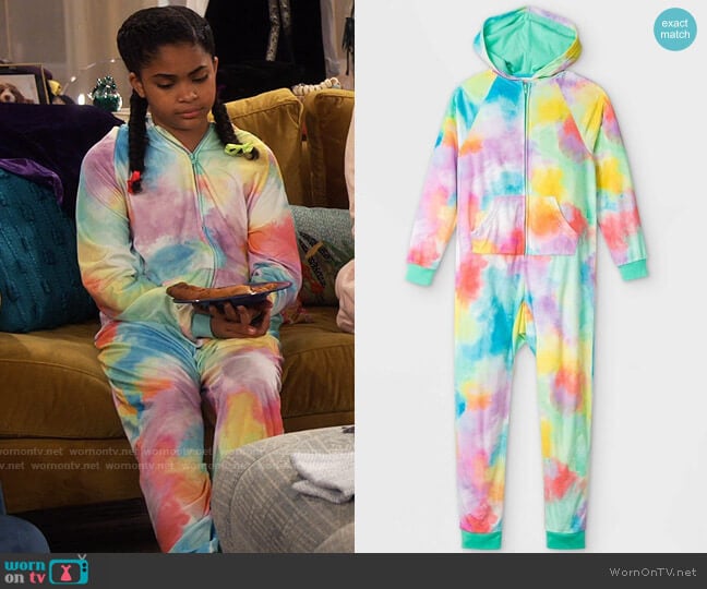 Cat & Jack at Target Hooded Tie Dye Pajama Jumpsuit worn by Millicent (Jaidyn Triplett) on iCarly