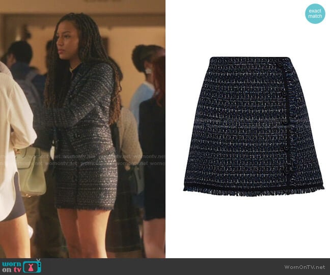 Mirabelle Tweed Button-Front Skirt by Veronica Beard worn by Monet de Haan (Savannah Lee Smith) on Gossip Girl