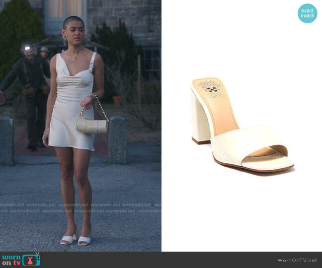 Daisana Croc Embossed Sandal by Vince Camuto worn by Julien Calloway (Jordan Alexander) on Gossip Girl