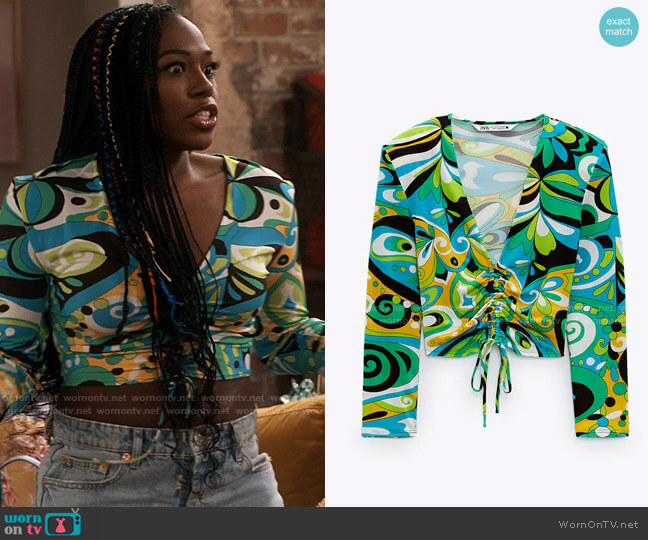 Zara Printed Crop Top worn by Harper (Laci Mosley) on iCarly