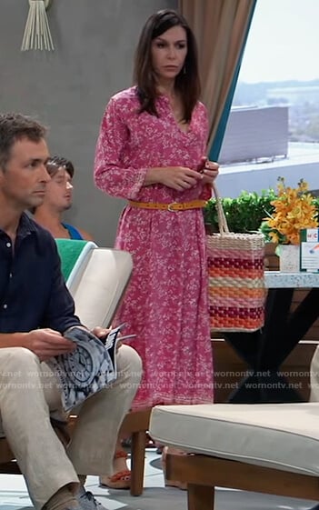 Anna's stripe woven tote and sandals on General Hospital