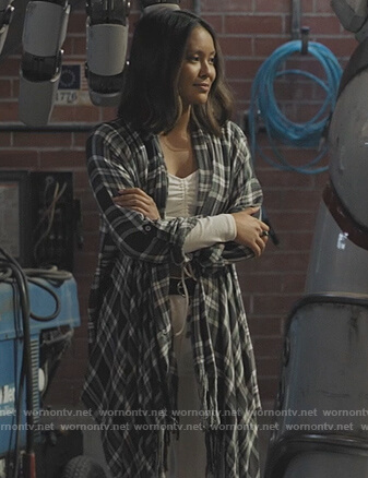 Jenny's white ruched top and plaid cardigan on Stargirl