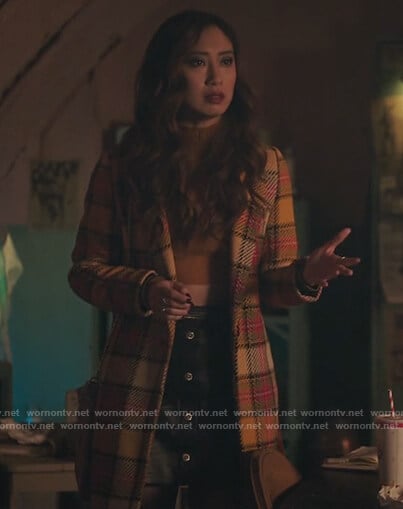 Jessica’s yellow plaid coat on Riverdale