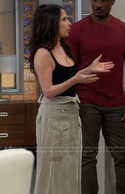 Sam's khaki utility skirt on General Hospital