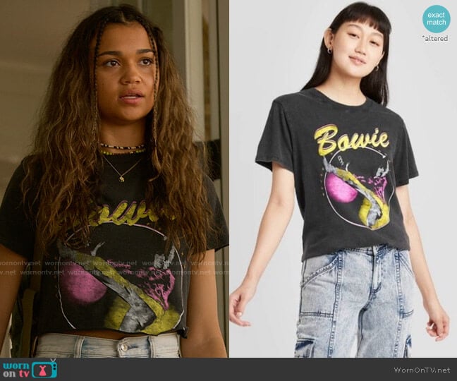 Target Bowie T-shirt worn by Kiara Carrera (Madison Bailey) on Outer Banks