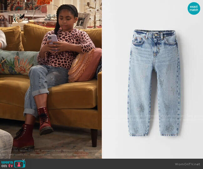 Zara Girls Sparkly Mom Jeans worn by Millicent (Jaidyn Triplett) on iCarly