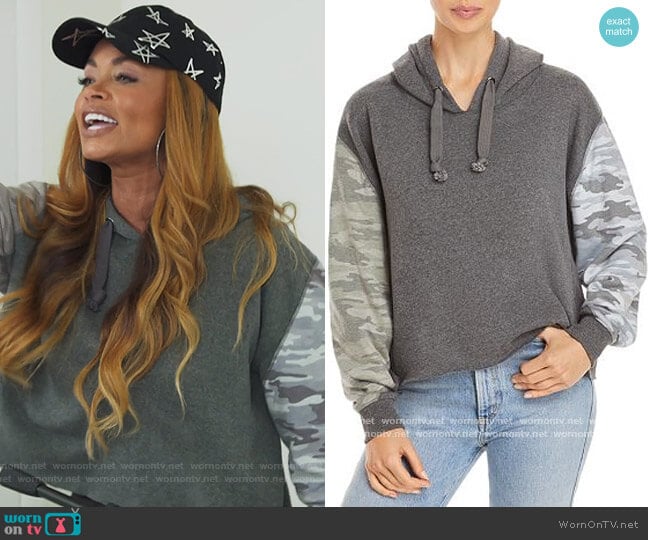 Camo Sleeve Cropped Hoodie by Vintage Havana worn by Gizelle Bryant on The Real Housewives of Potomac