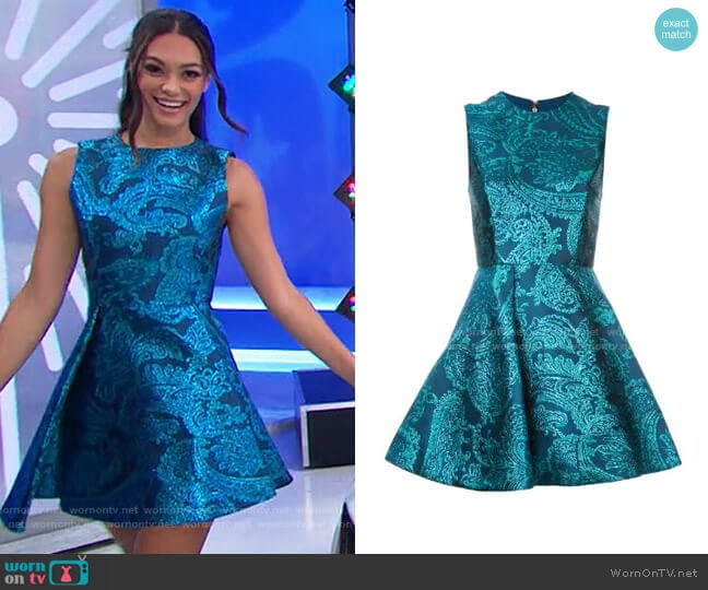 WornOnTV: Alexis's blue paisley jacquard dress on The Price is