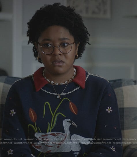 Beth’s blue embroidered swan sweater on Stargirl