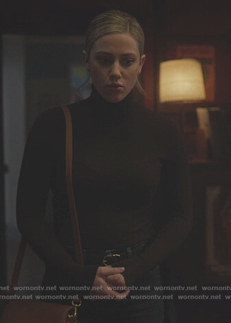 Betty’s brown sweater on Riverdale
