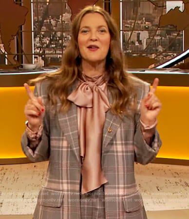 Drew’s gray plaid blazer and pants on The Drew Barrymore Show