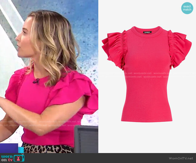 Ribbed Ruffle Sleeve Tee by Express worn by Jenn Falik on Today