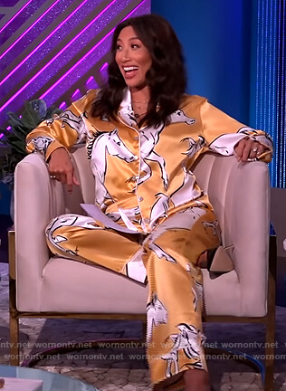 Jeannie’s yellow horse print pajamas on The Real