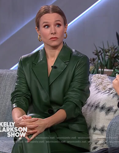 Kristen Bell's green leather jacket and pants on The Kelly Clarkson Show