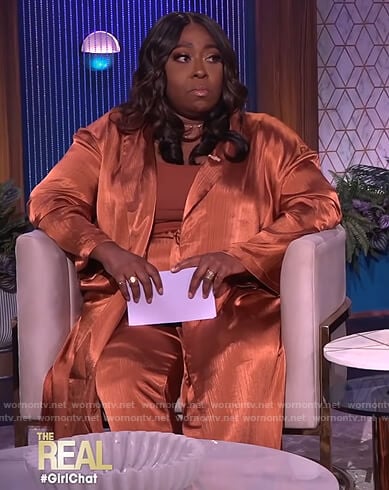 Loni’s satin duster jacket and pants on The Real