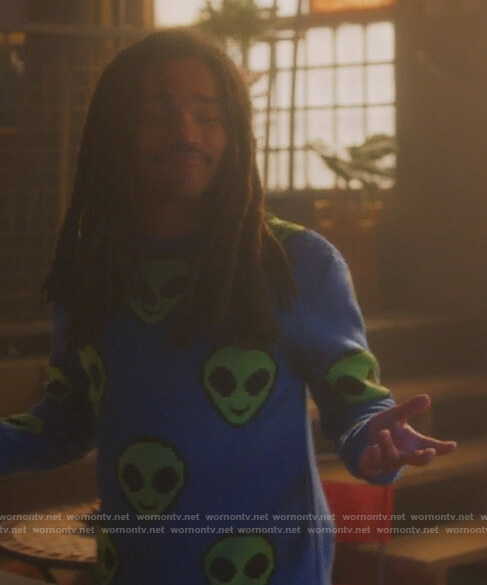 Luka's blue alien print sweater on Grown-ish