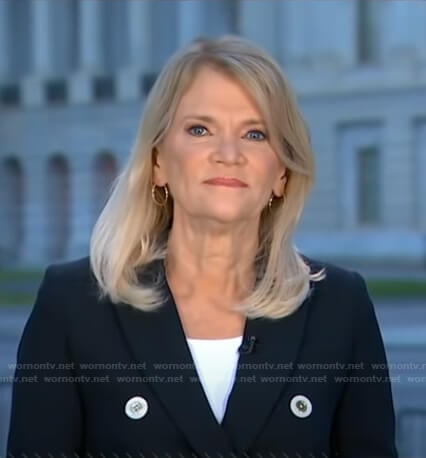 Martha Raddatz’s navy double breasted blazer on Good Morning America