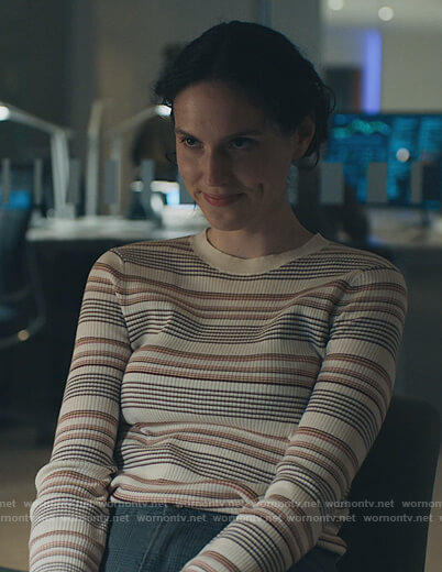 Rian’s white stripe ribbed sweater on Billions