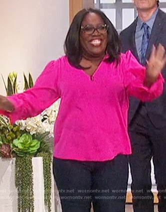 Sheryl’s pink top with smocked cuffs on The Talk