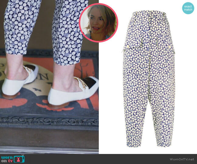 Stella McCartney Orange Print Cropped Trousers worn by Alice Pieszecki (Leisha Hailey) on The L Word Generation Q