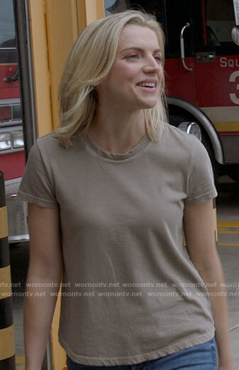 Sylvie's taupe t-shirt on Chicago Fire