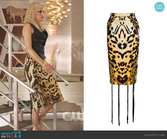 Armetis Cotton-Blend Leopard Skirt by Unttld worn by Alexis Carrington (Elaine Hendrix) on Dynasty