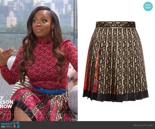 Pleated geometric-print skirt by Versace worn by Kandi Burruss on The Kelly Clarkson Show