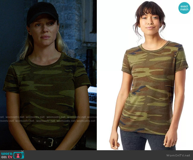 Alternative Apparel  Ideal T-Shirt worn by Hailey Upton (Tracy Spiridakos) on Chicago PD