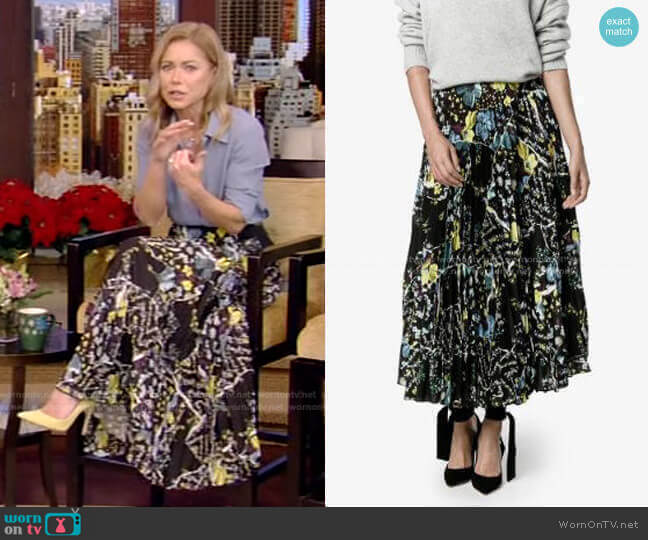 Floral Print Pleated Skirt by Erdem worn by Kelly Ripa  on Live with Kelly & Ryan