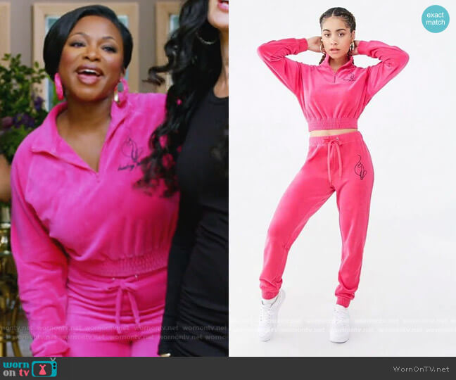 Baby Phat Velour Zip-Up Pullover and Joggers by Forever 21 worn by Jill (Naturi Naughton) on Queens