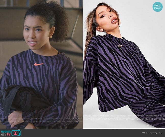 NSW Icon Clash Fleece Sweatshirt by Nike worn by Jessi Ramsey (Anais Lee) on The Baby-Sitters Club