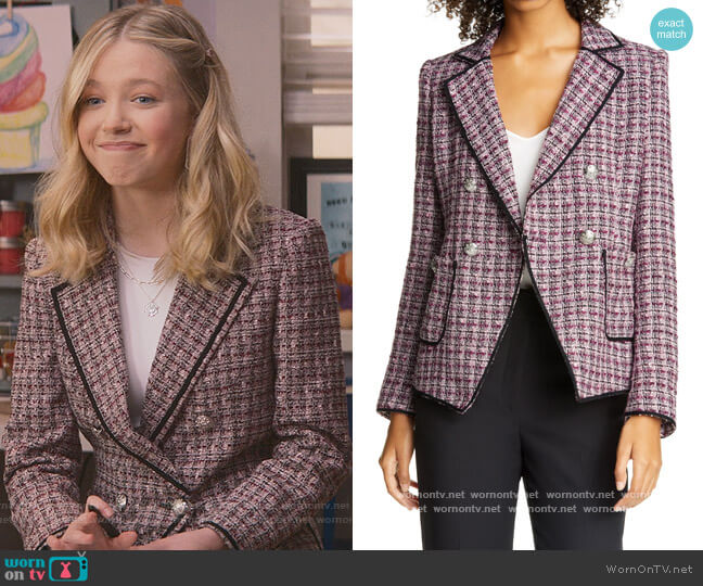 Stacey’s pink tweed blazer on The Baby-Sitters Club