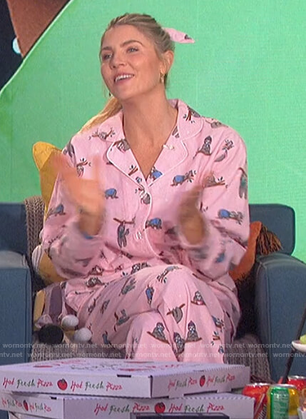 Amanda's pink sloth print pajamas on The Talk