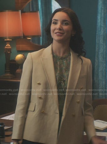 Bess’s beige double breasted blazer on Nancy Drew