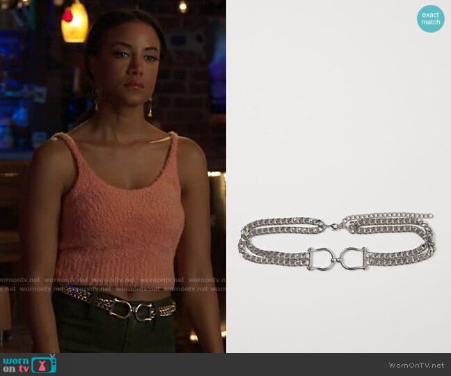 H&M Metal Chain Belt worn by Maria DeLuca (Heather Hemmens) on Roswell New Mexico