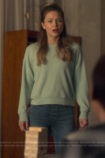 Kara’s mint green sweatshirt on Supergirl