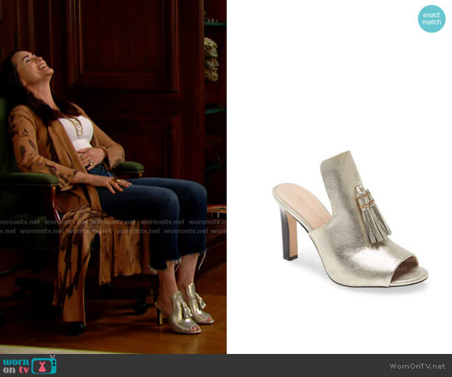 Karl Lagerfeld Paris Codi Slide Sandal worn by Quinn Fuller (Rena Sofer) on The Bold and the Beautiful