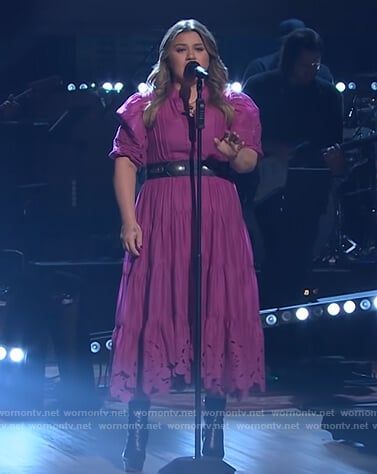 WornOnTV: Kelly’s pink floral embroidered dress on The Kelly Clarkson ...