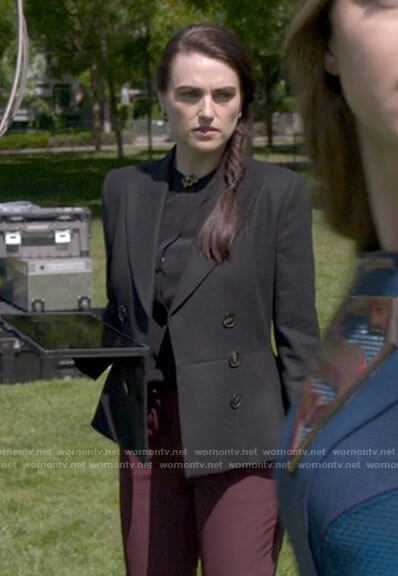 Lena's black double breasted blazer on Supergirl