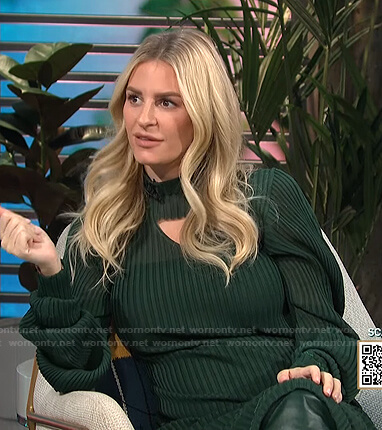 Morgan’s green cutout ribbed dress on E! News Daily Pop