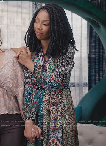 Naomi's mixed floral print maxi dress on Queens