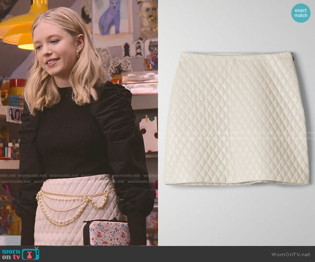 Flynn Skirt by Sunday Best worn by Stacey McGill (Shay Rudolph) on The Baby-Sitters Club