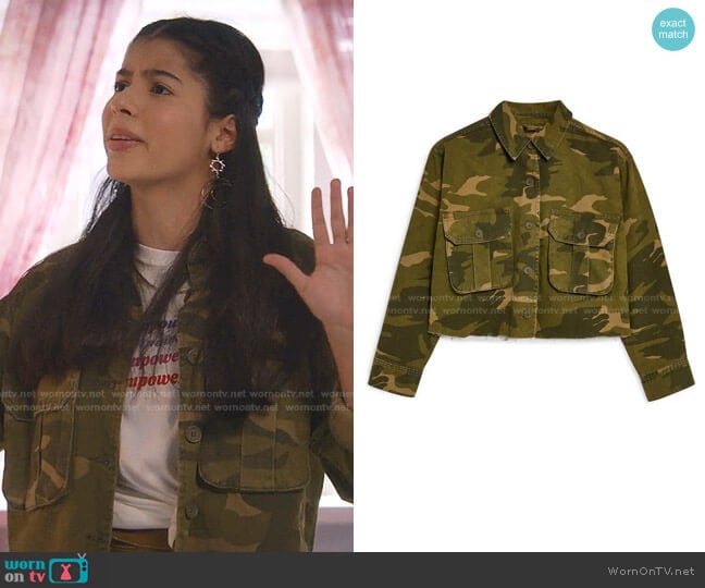 Frey Camouflage Jacket by Topshop worn by Dawn Schafer (Kyndra Sanchez) on The Baby-Sitters Club