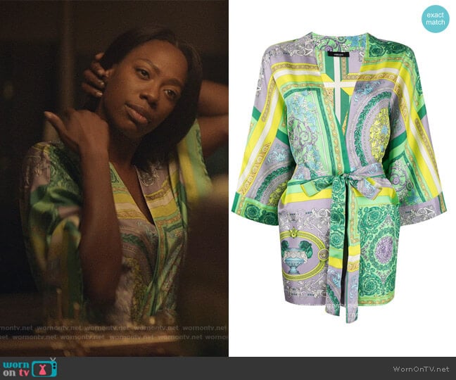 Baroque-print Silk Robe by Versace worn by Molly Carter (Yvonne Orji) on Insecure