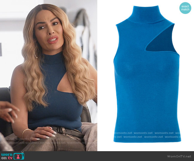 Kiki Cut Out Sweater Tank by Alice + Olivia worn by Valeria (Nadine Velazquez) on Queens