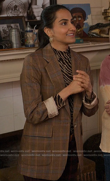 Bela's brown plaid blazer and printed top on The Sex Lives of College Girls