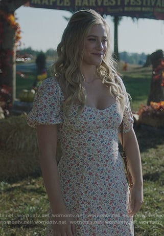 Betty's white floral print dress on Riverdale